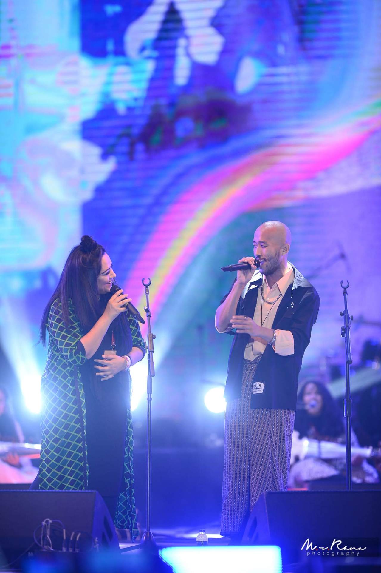 Performing 'Jadur Shohor' with Sharmin Sultana Sumi (Chirkut) at Joy Bangla Concert